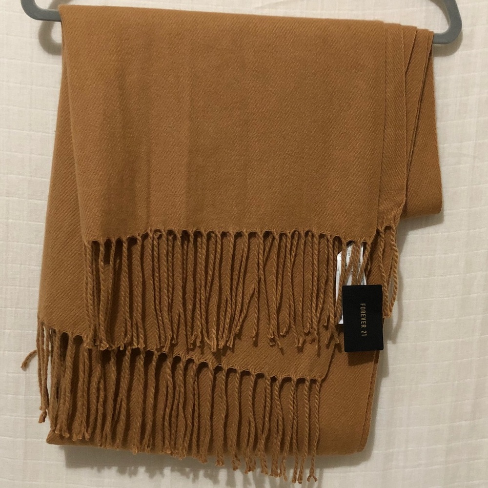 ❌SOLD❌F21 Solid Camel Orange Fringe Blanket Scarf